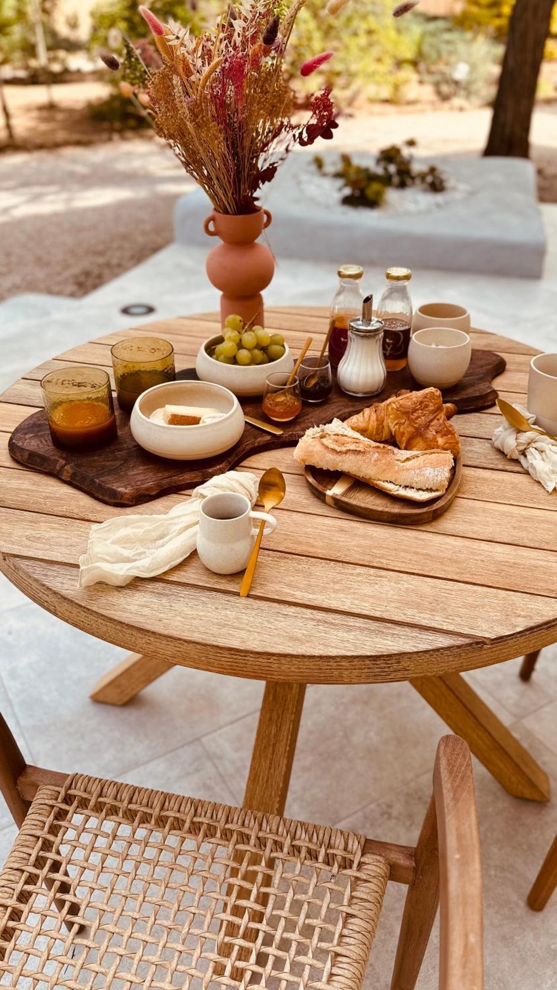 Le Chai N°9, Demeure Et De Charme Montblanc
